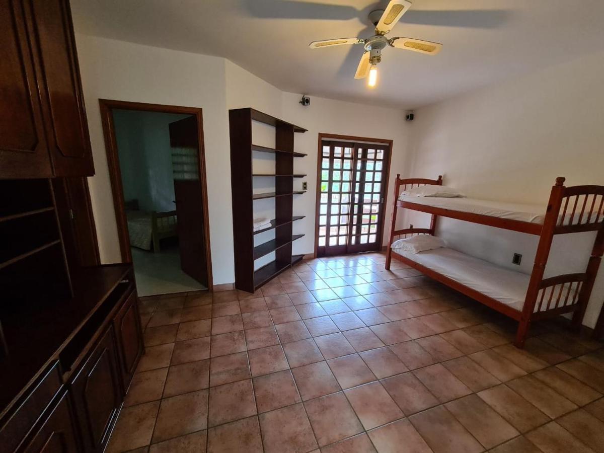 Casa Vista Lago Vitoria Regia Holambra Zimmer foto